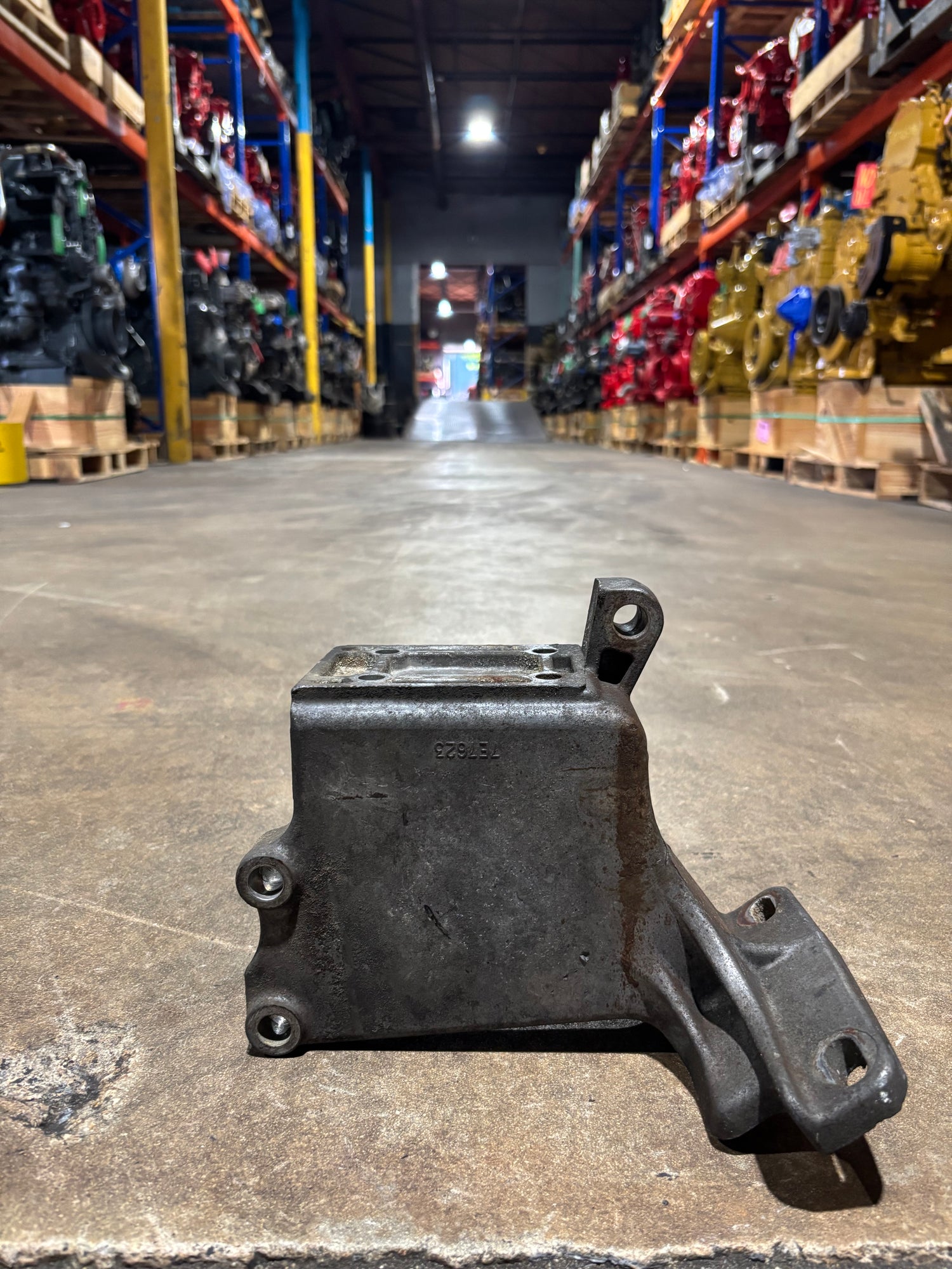 Caterpillar OEM 3406 C15 C16 Diesel Engine Bracket 7E7623 7E-7623