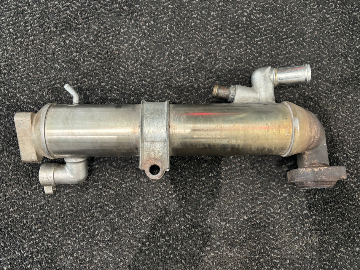 International DT466E DT570E HT570 Diesel Engine EGR Cooler 1871733C95 1848258C92 3013254C95