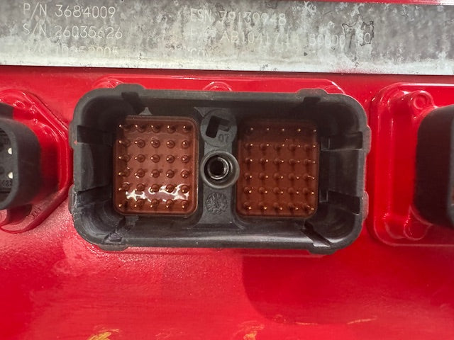 Cummins ISX OEM Engine Control Module ECM ECU 3684009 3684008 3683289