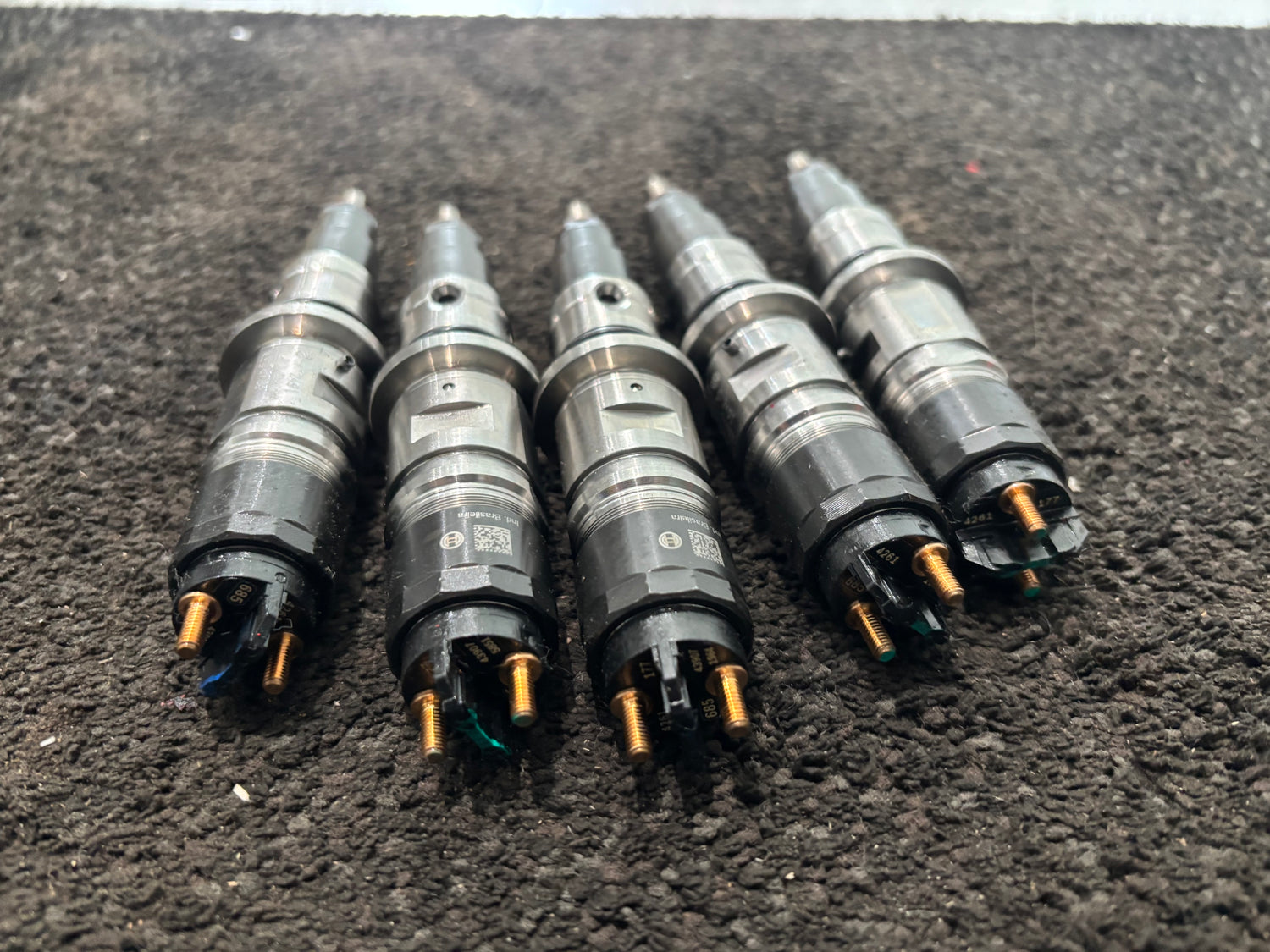 Cummins OEM ISB QSB Diesel Engine Fuel Injector 5254261