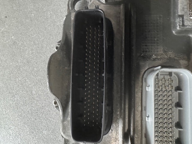 Paccar MX-13 OEM Diesel Engine Control Module ECM ECU 2160700 2037394 2298833 2295122