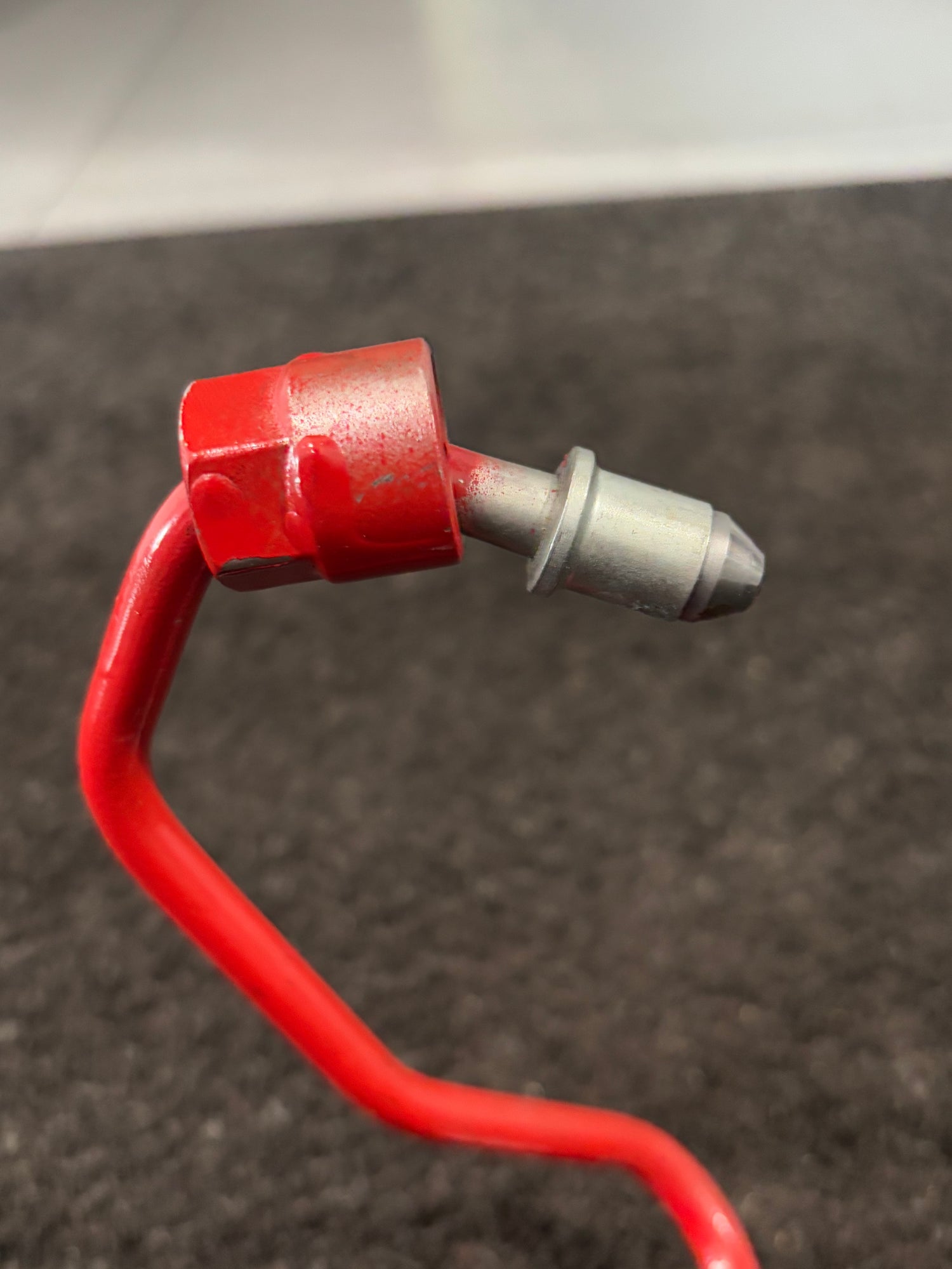 Cummins ISB QSB OEM Diesel Engine Fuel Injector Supply Line 4938495