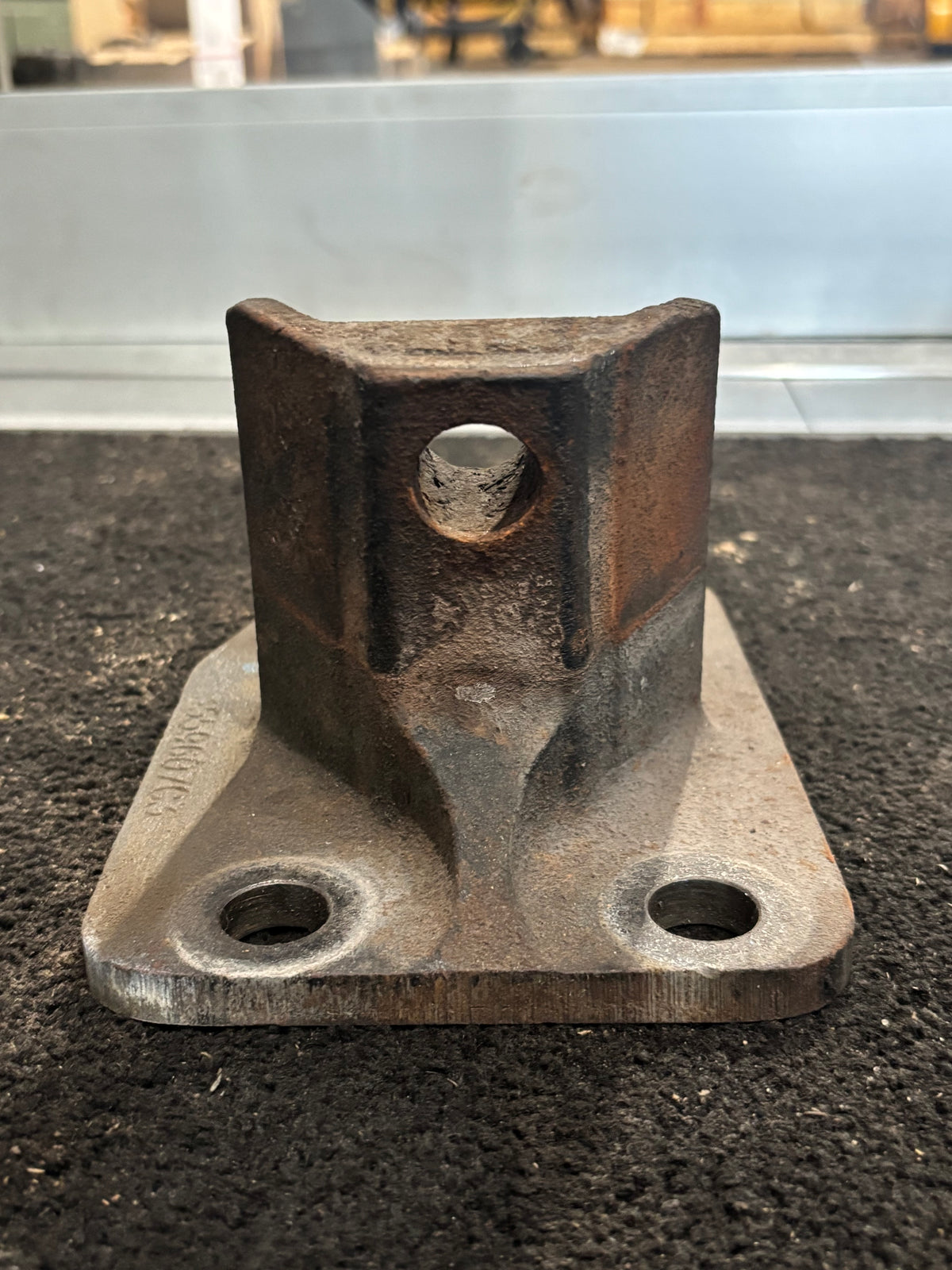 International Rear Engine Motor Mount Equipped with Caterpillar Engine 3559607C3