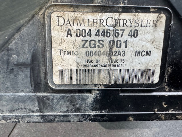 Mercedes Benz OM460LA OEM Diesel Engine Control Module ECM ECU A0044466740