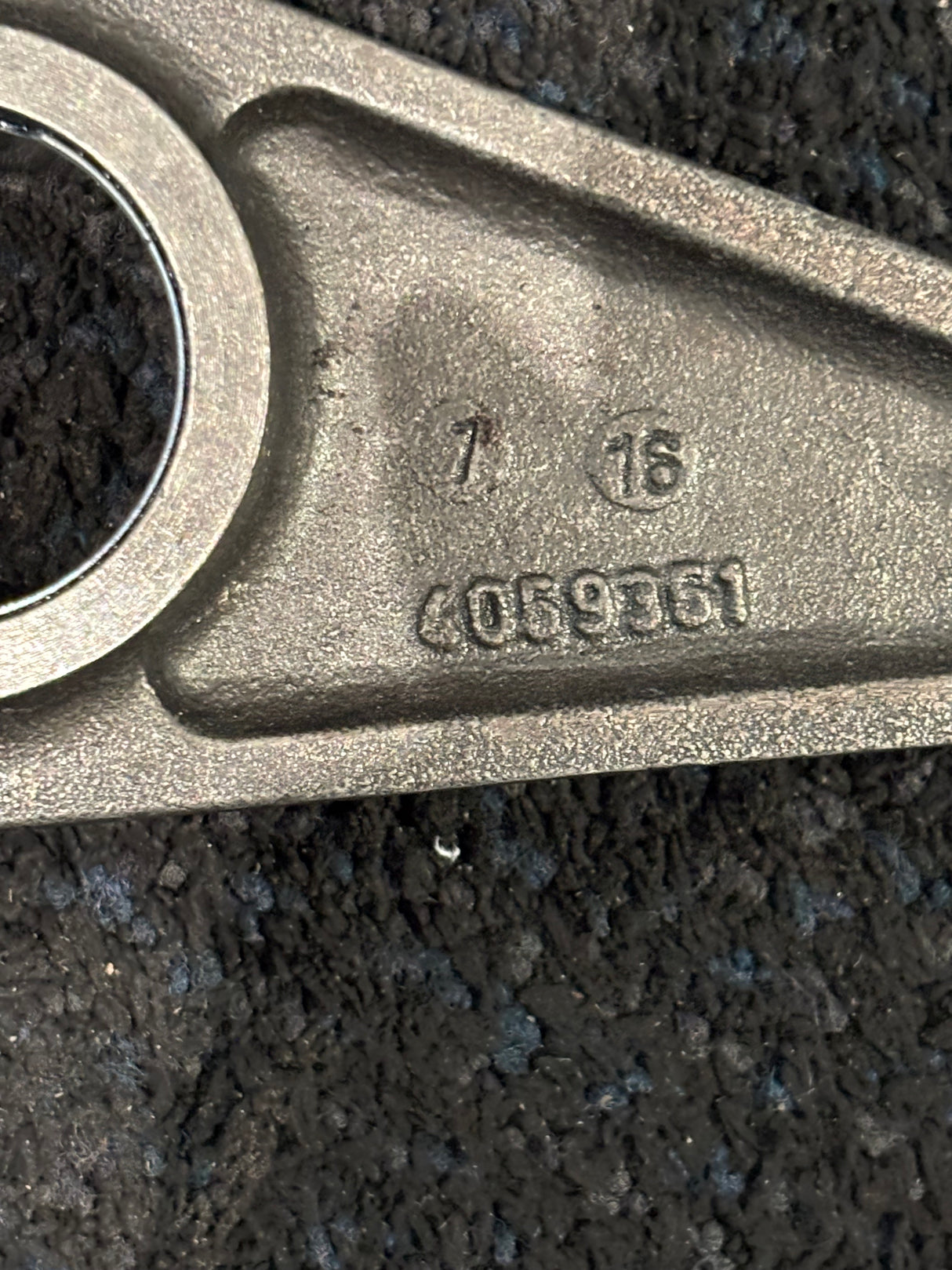 Cummins ISX15 OEM Diesel Engine Rocker Lever 4059351