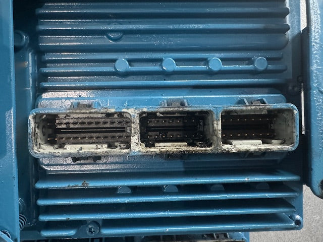 International DT466E Control Module ECM 1839368C1 4307211R09 1842443C95 EGR