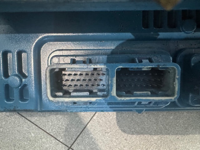 International DT466E Control Module ECM 1839368C1 4307211R09 1842443C95 EGR