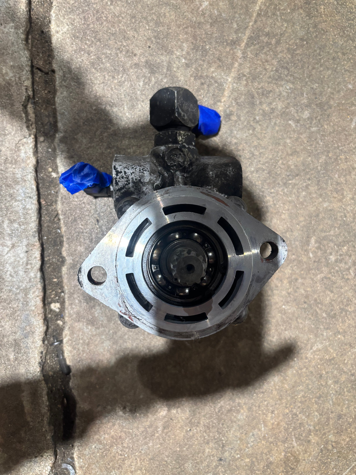 TRW OEM Power Steering Pump off Mack Engine 38QC4141P5 PS282416L10502