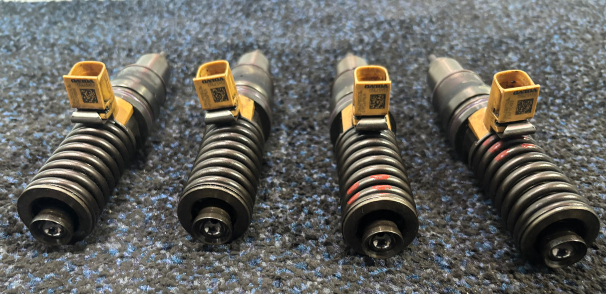 Core Mack Volvo Diesel Engine Fuel Injector 21457950 21554442 21246331