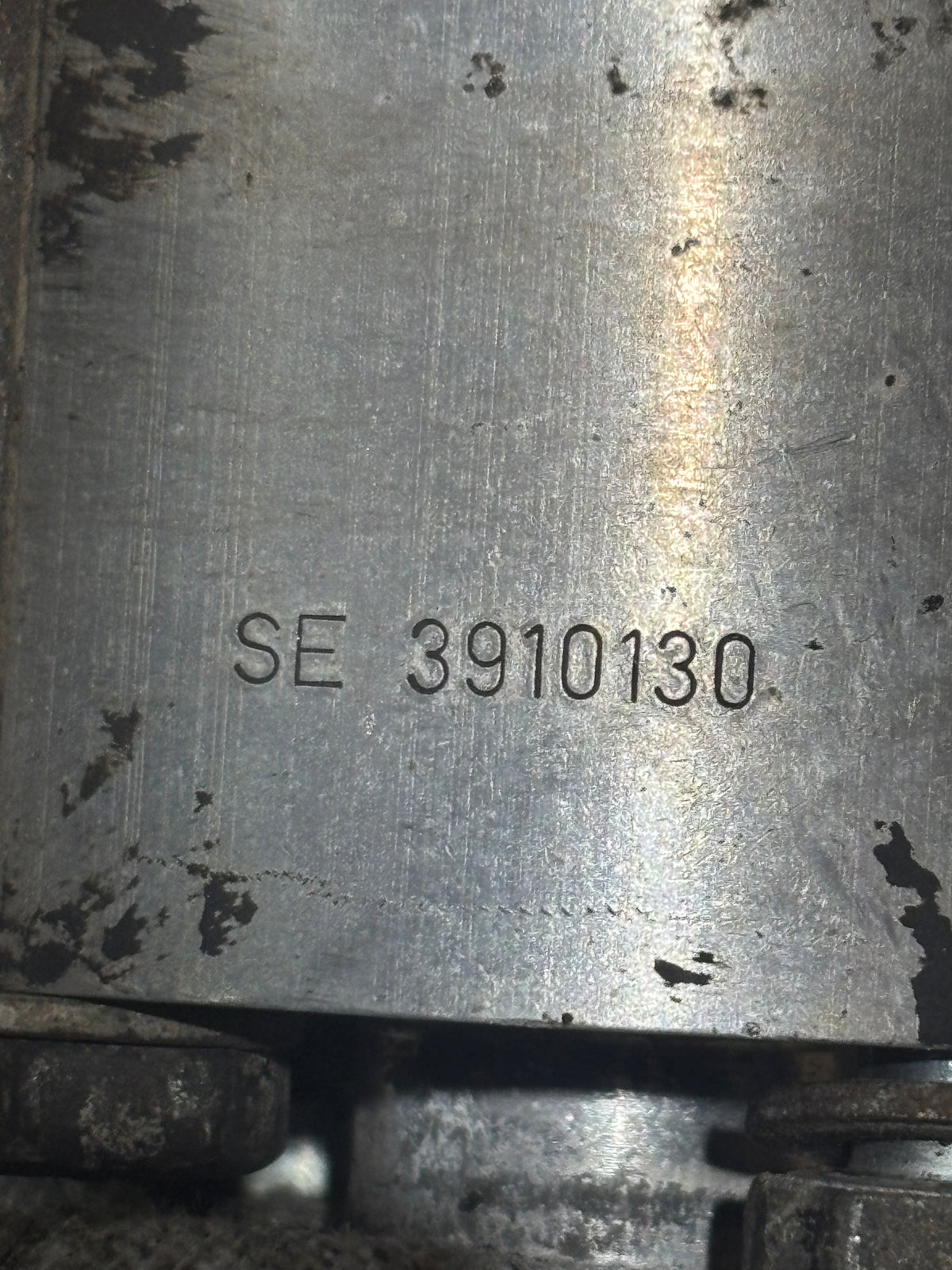 Cummins Fan Support with Pulley and Spacer 3914462 3910130 3913433