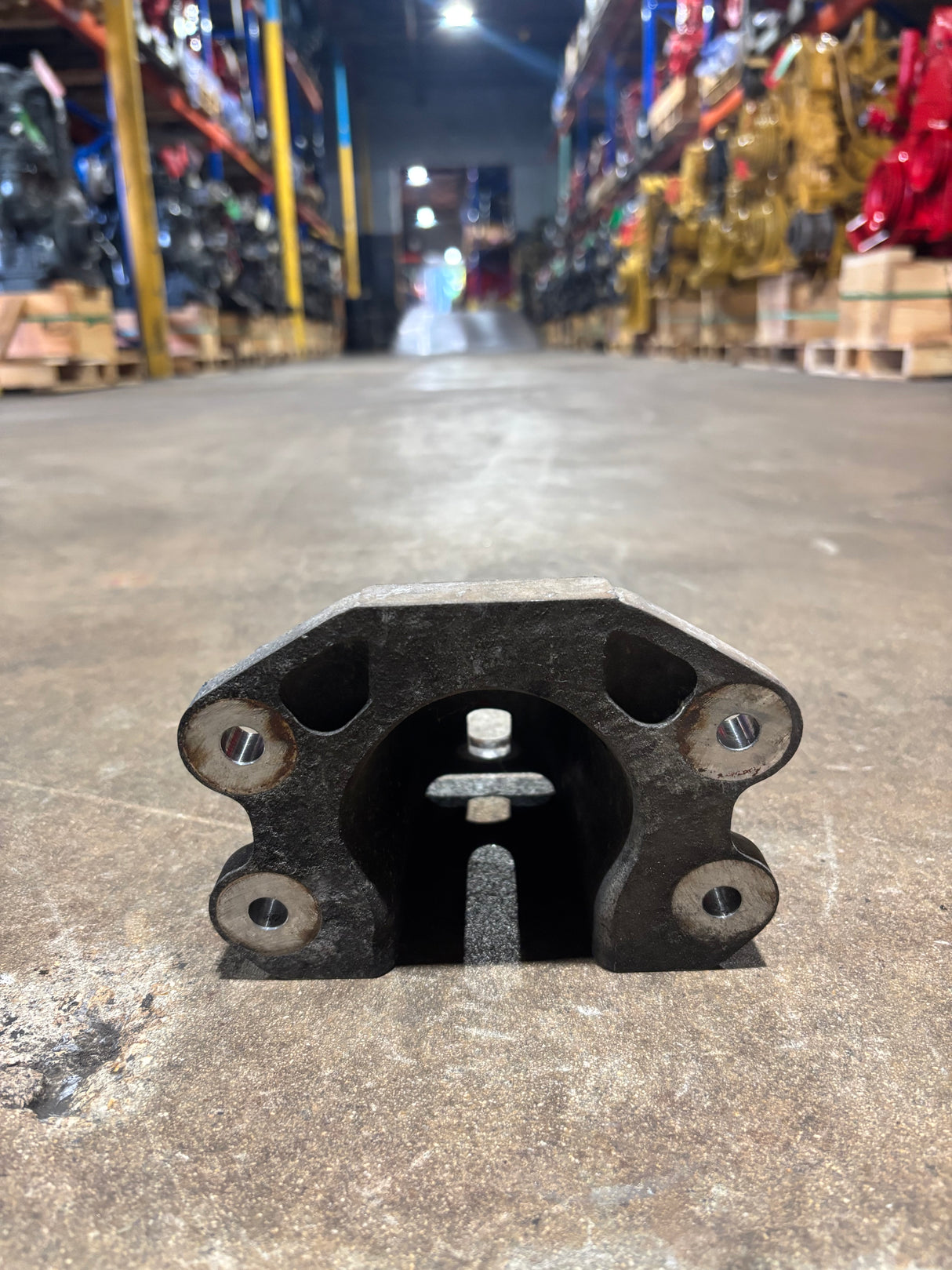 Isuzu 6HK1 OEM Diesel Engine Motor Mount