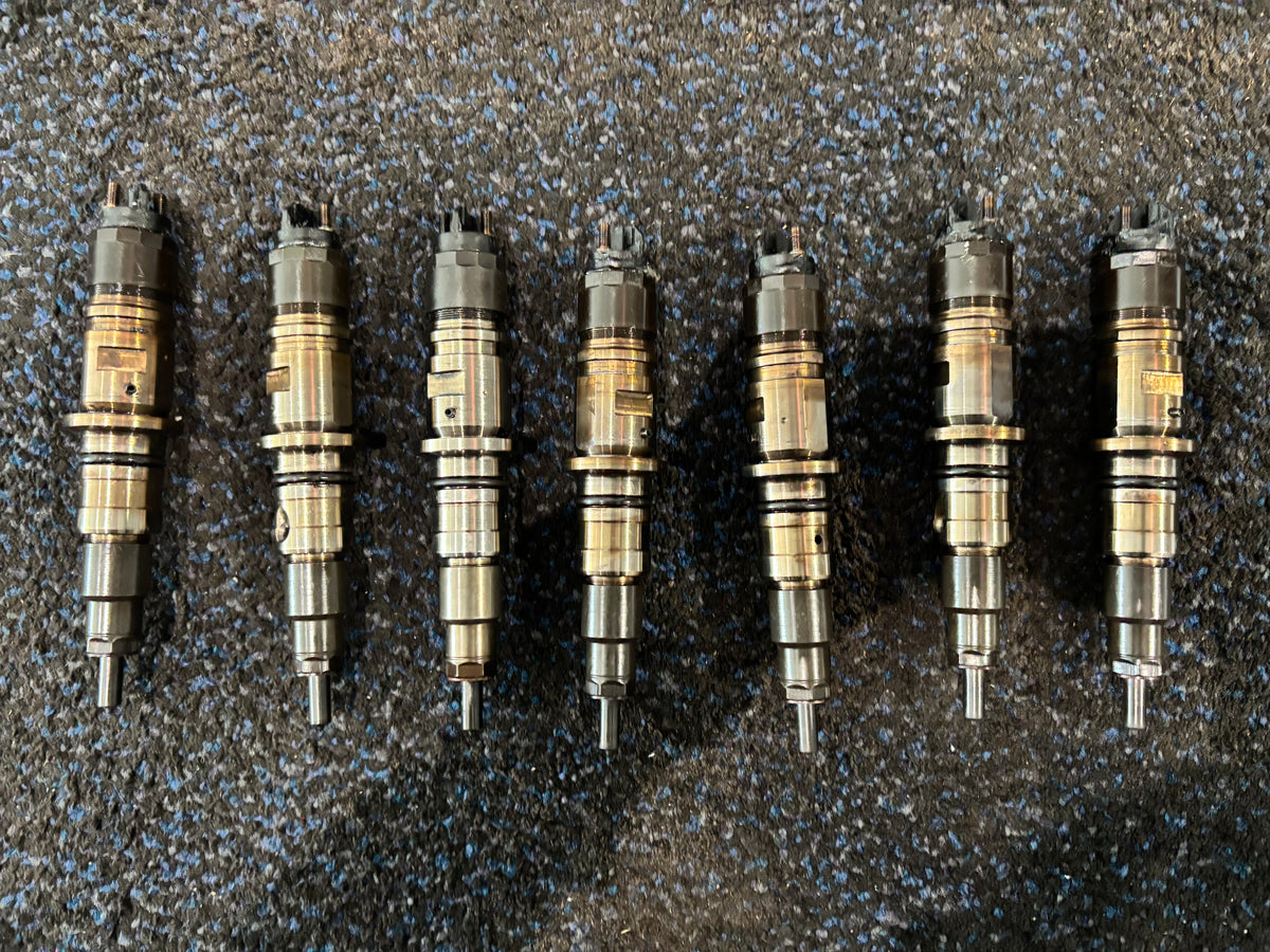 CORE Cummins ISB6.7 OEM Diesel Engine Fuel Injector 5256034 4983514