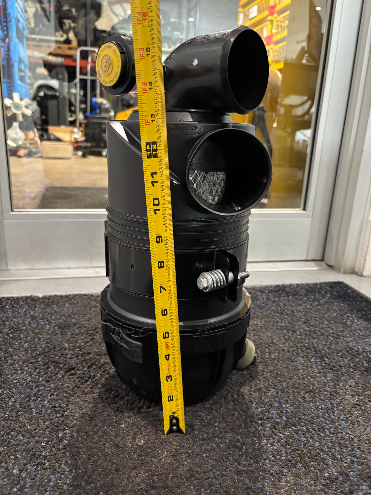 Fleetguard OptiAir 600 Series Air Housing System AH19477