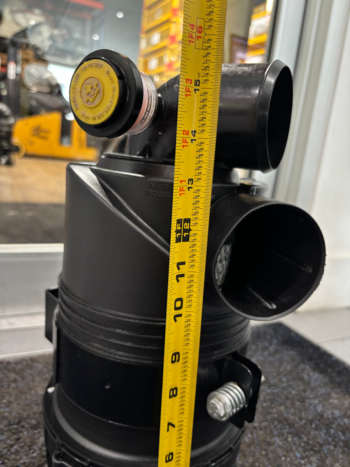 Fleetguard OptiAir 600 Series Air Housing System AH19477