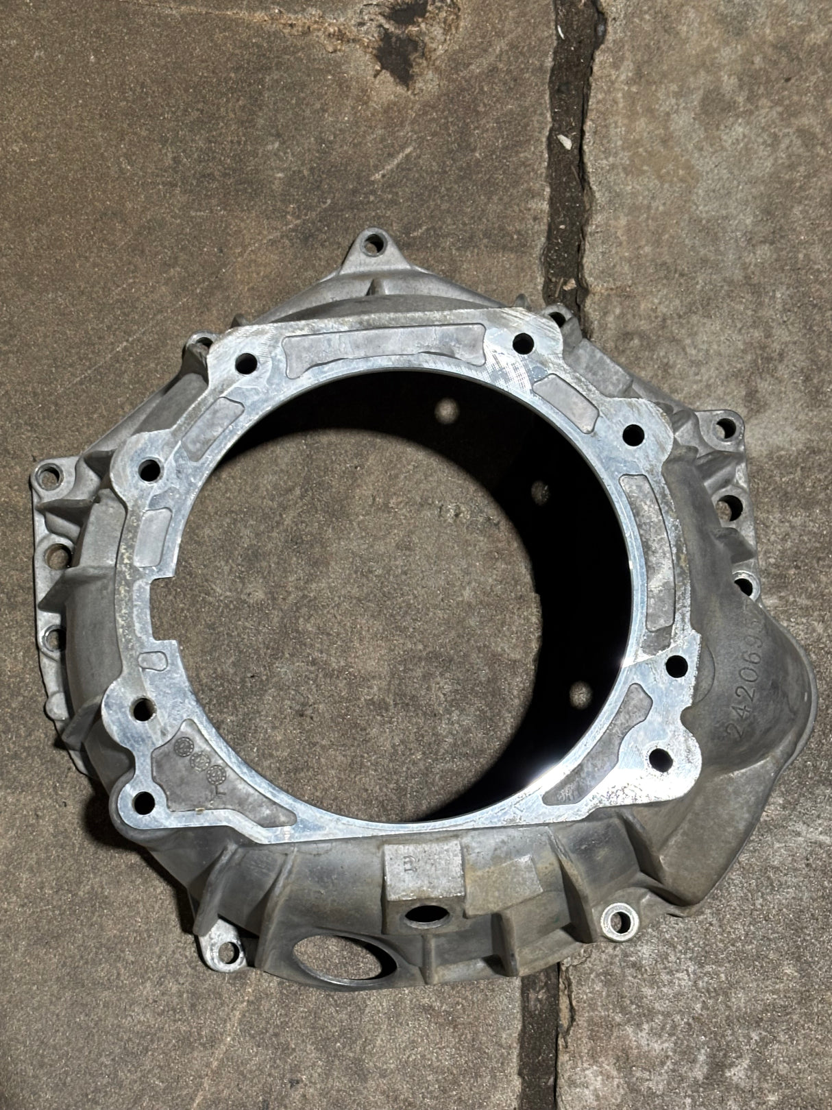 General Motor Transmission Bellhousing for 4L60E 4L65E 4L70E 24206952