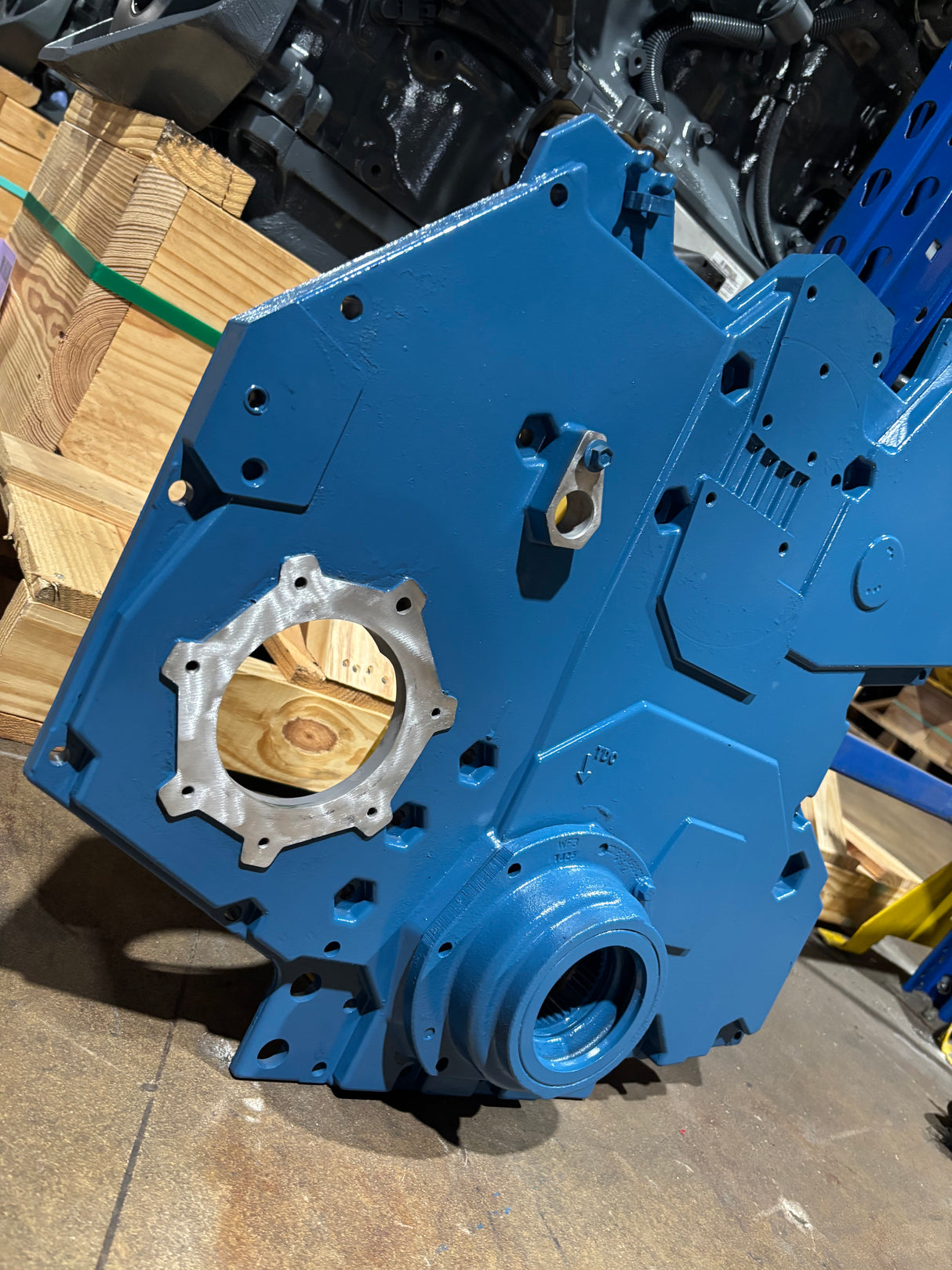 International DT466E DT530E Front Timing Cover with Oil Pump 1820465C4 1827851C1 1830468C1