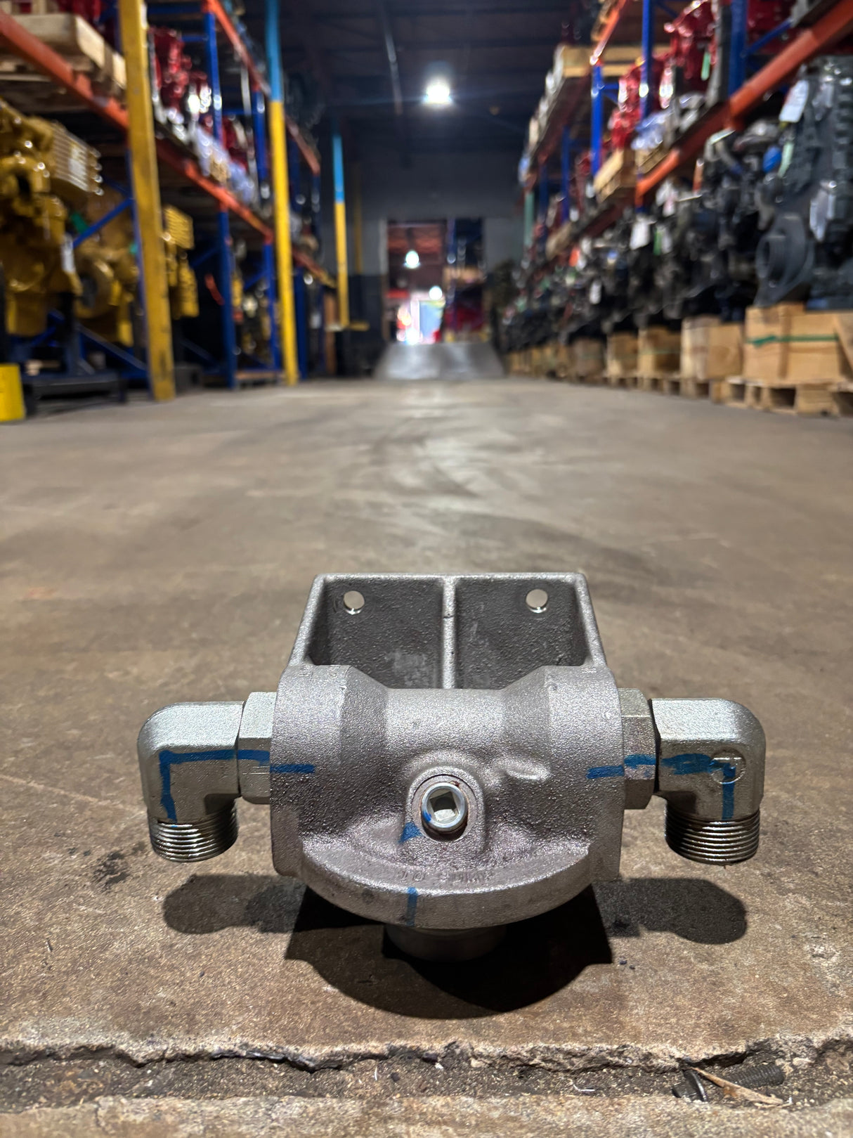 Cummins OEM Lubricating Oil Filter Head 3846568