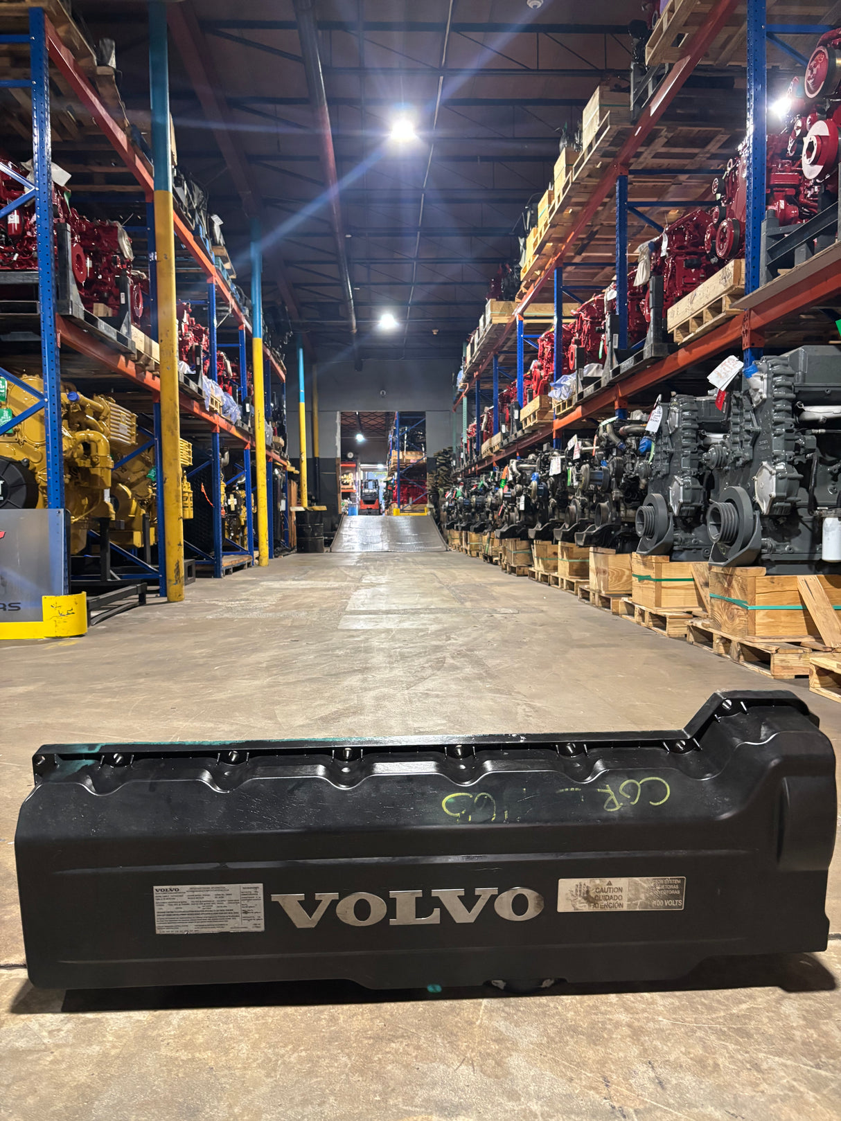 Volvo D13 OEM Diesel Engine Valve Cover 20740683