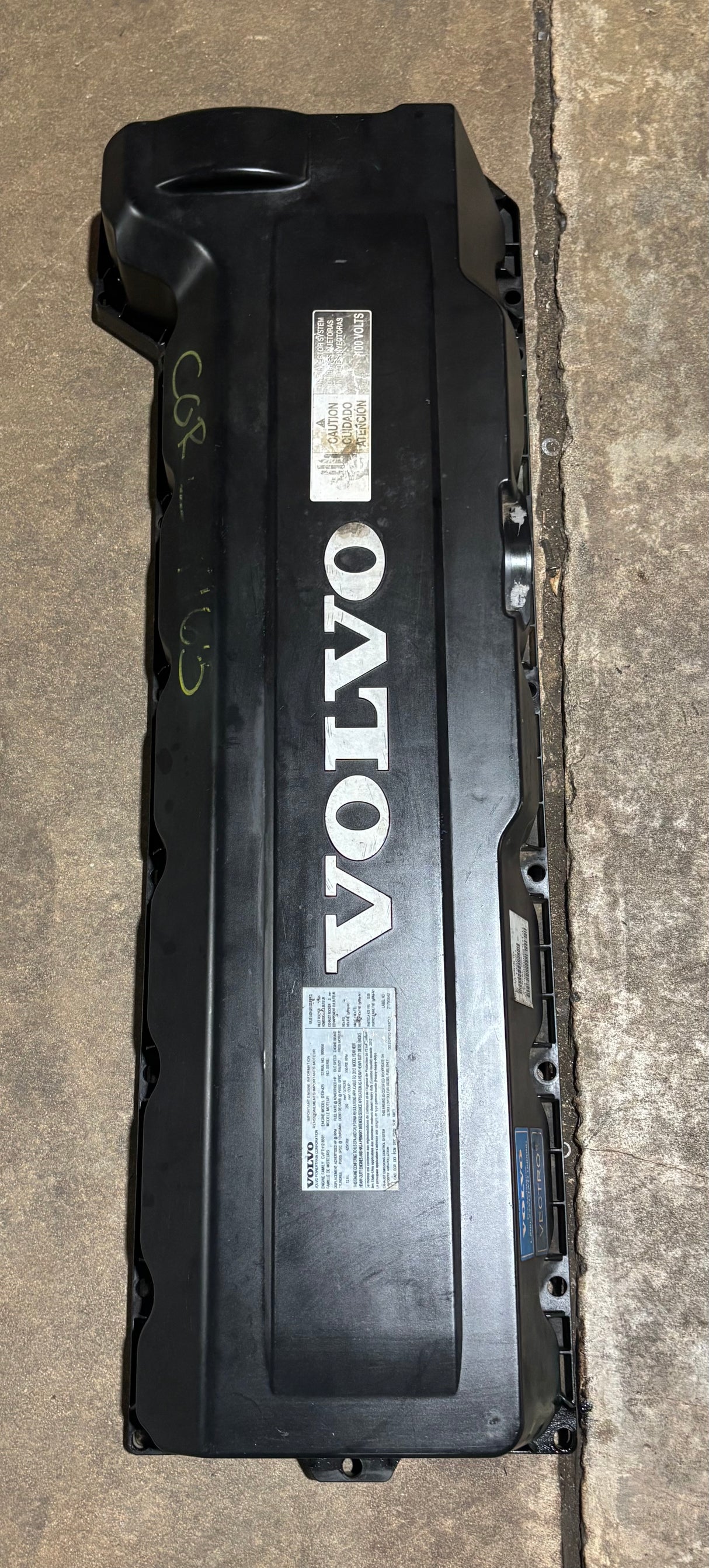 Volvo D13 OEM Diesel Engine Valve Cover 20740683