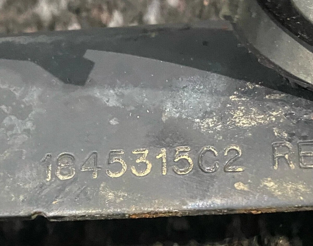 International DT466E EGR Valve with Mounting Bracket, 1844375C2, 1845315C2