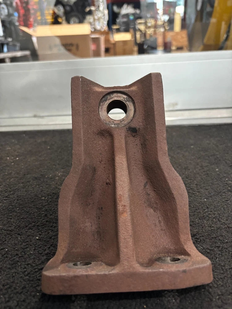 International DT466E OEM Rear Engine Motor Mount 1680023C2