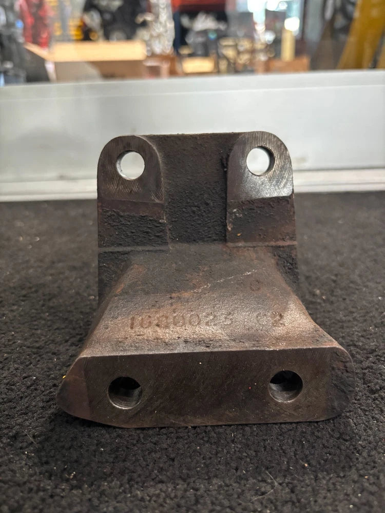 International DT466E OEM Rear Engine Motor Mount 1680023C2