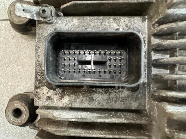 International Maxxforce 9 OEM Engine Control Module ECM ECU 1883086C93