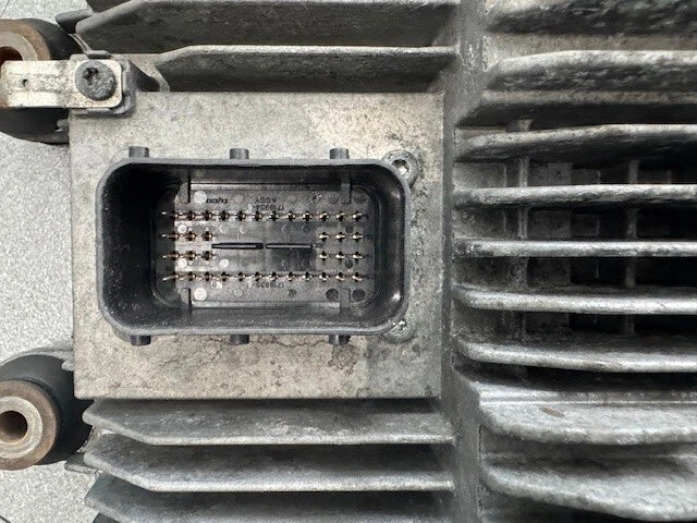 International Maxxforce 9 OEM Engine Control Module ECM ECU 1883086C91