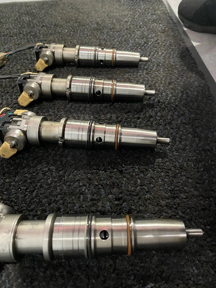 International Maxxforce DT Diesel Engine Fuel Injectors 4G5010715