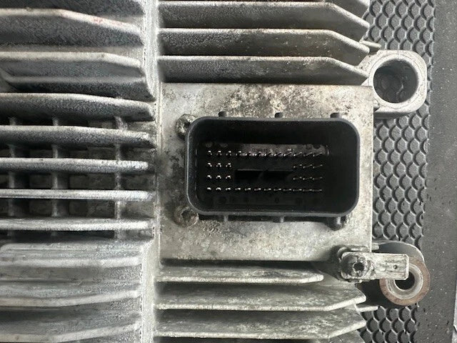 International Maxxforce DT Engine Control Module ECM ECU 1883086C91