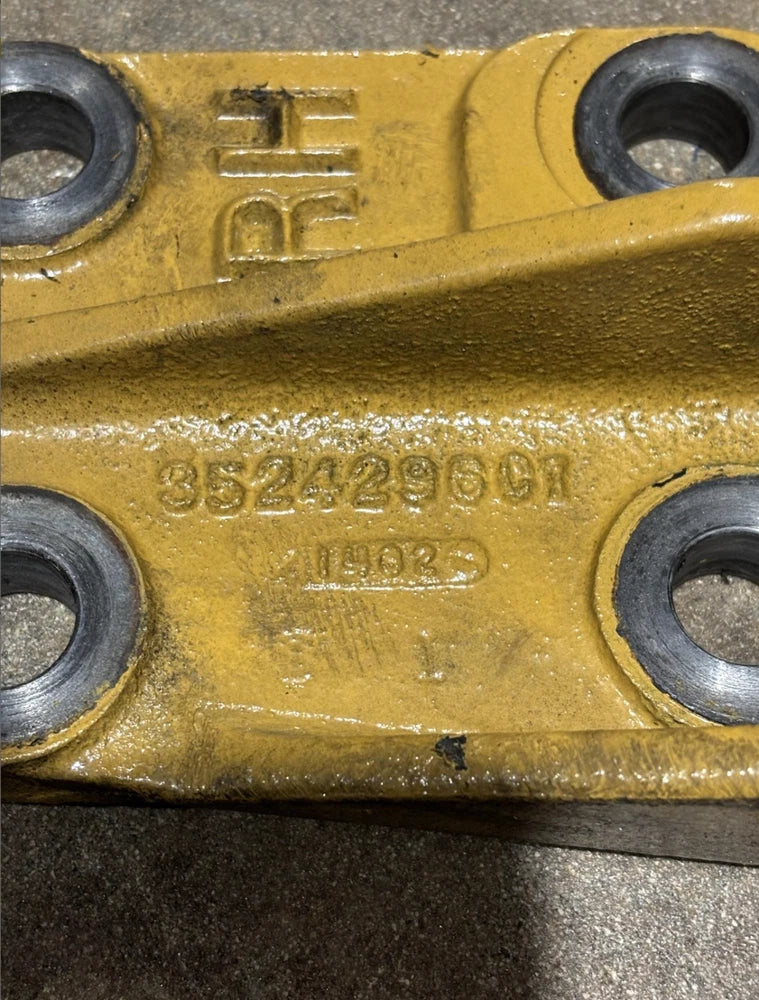 International Rear RH Mount for Caterpillar C15 Engine 3524296C1