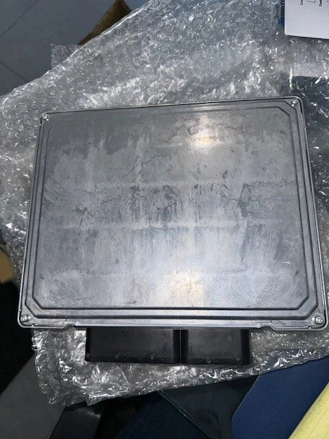 Isuzu 4HK1 Transtron Control Module ECM ECU 8981737782, 8981730421 01