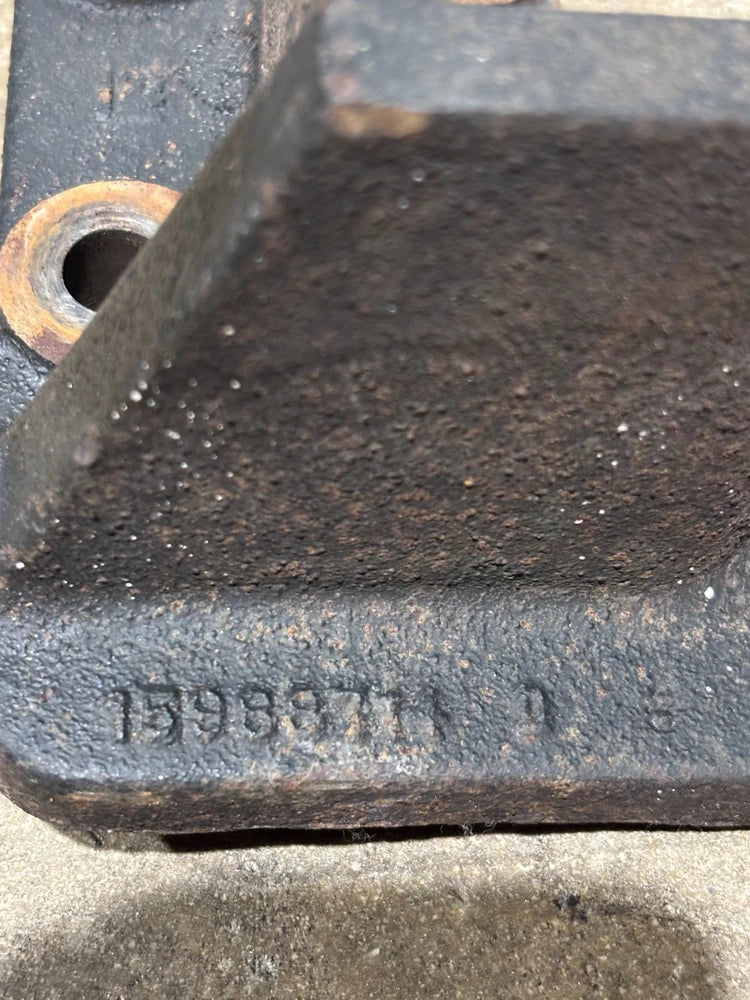 Isuzu 6HK1 Diesel Engine Mount from Isuzu FTR GMC W6500 Truck 15988714