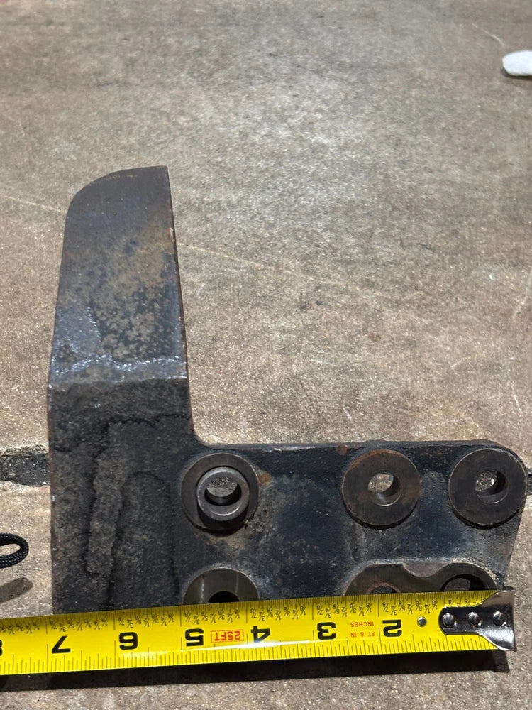 Isuzu 6HK1 Diesel Engine Mount from Isuzu FTR GMC W6500 Truck 15988714