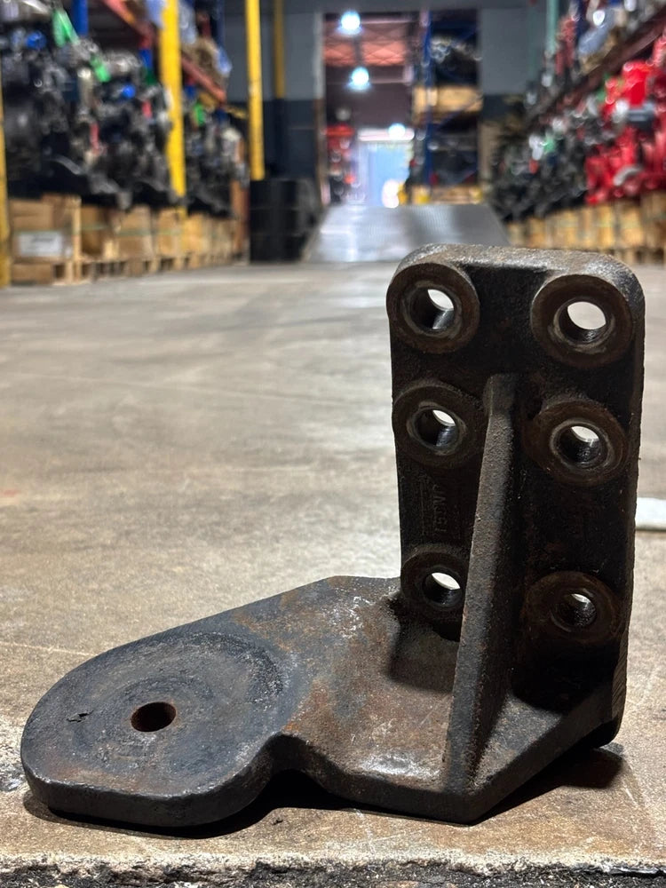 Isuzu 6HK1 Diesel Engine Mount from Isuzu FTR GMC W6500 Truck 18988713