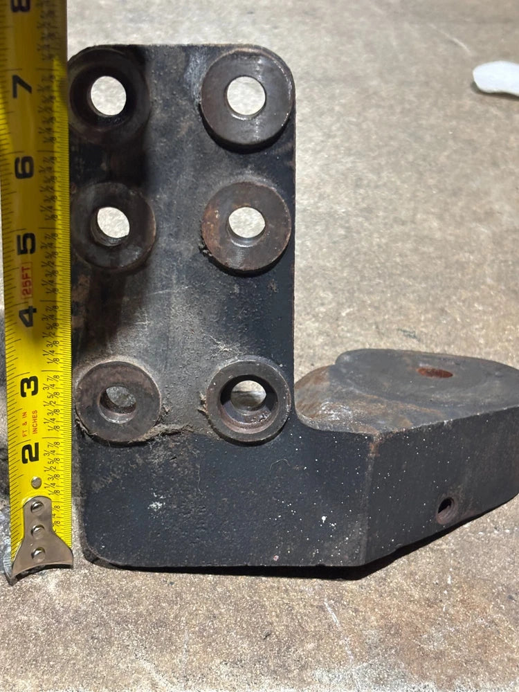 Isuzu 6HK1 Diesel Engine Mount from Isuzu FTR GMC W6500 Truck 18988713