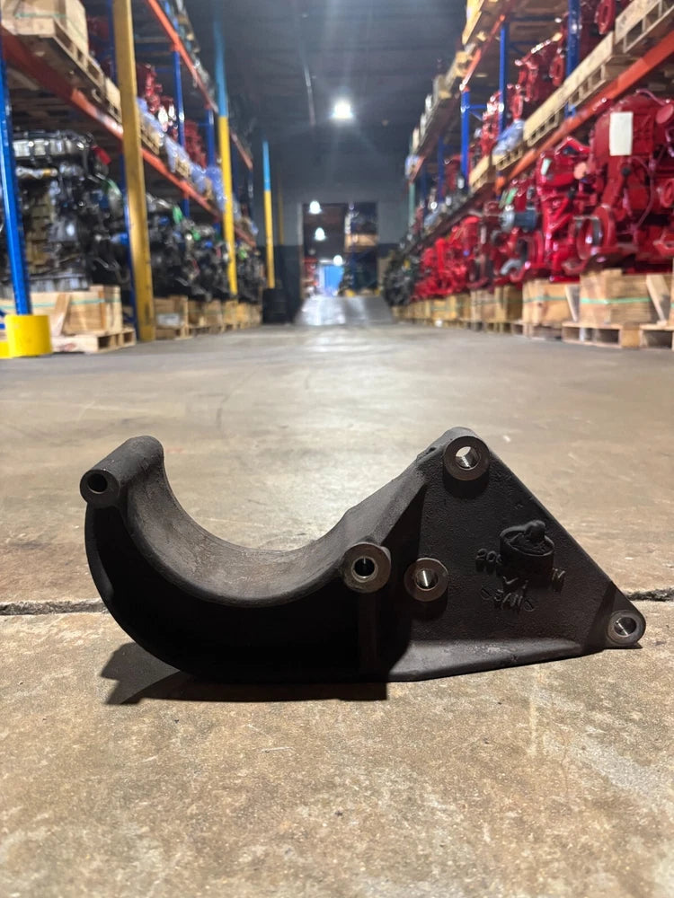 Mack Diesel Engine AC Compressor Bracket 209RD537M