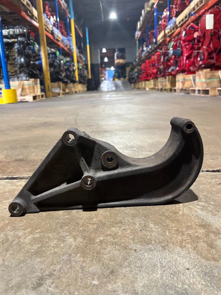 Mack Diesel Engine AC Compressor Bracket 209RD537M