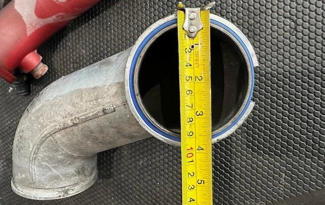 Mack Volvo OEM Diesel Engine Turbo Air Intake Elbow 20999356