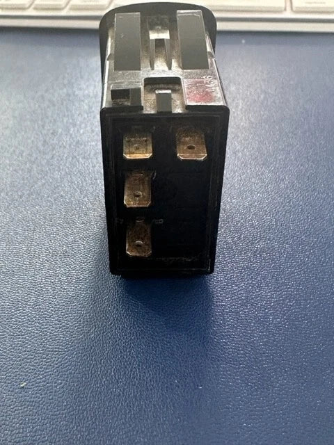 Mack Vision Keyless Power Switch, 1MR4323M12