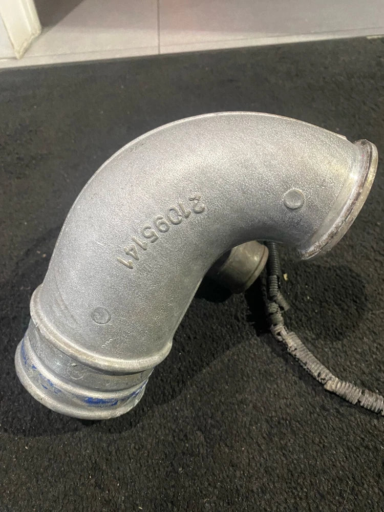 Mack, Volvo Engine Turbo Connection with Recirculation Valve, 21095141, 20940438