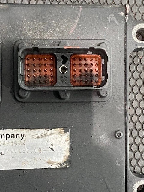 2005 Cummins OEM ISL Engine Computer Module ECM ECU 4921797 4921776 CM850