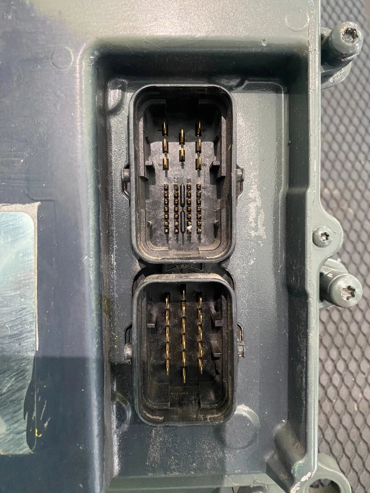 Mack AC OEM Diesel Engine Control Module ECM ECU 12MS528M