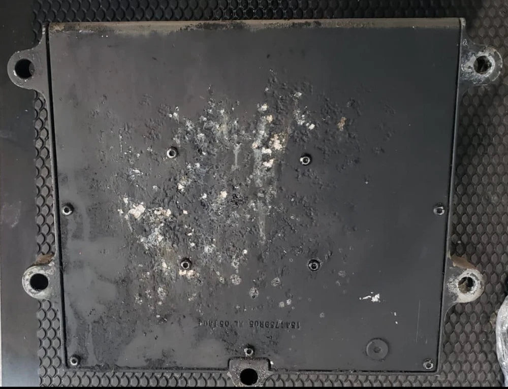 2006 Cummins OEM ISC Engine Control Module ECM ECU 4921776 4921797 3965159 CM850