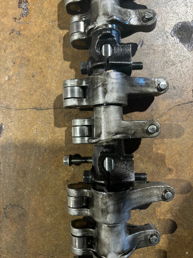 OEM 2006 Isuzu 6HK1 Diesel Engine EGR Model Rocker Arm Assembly