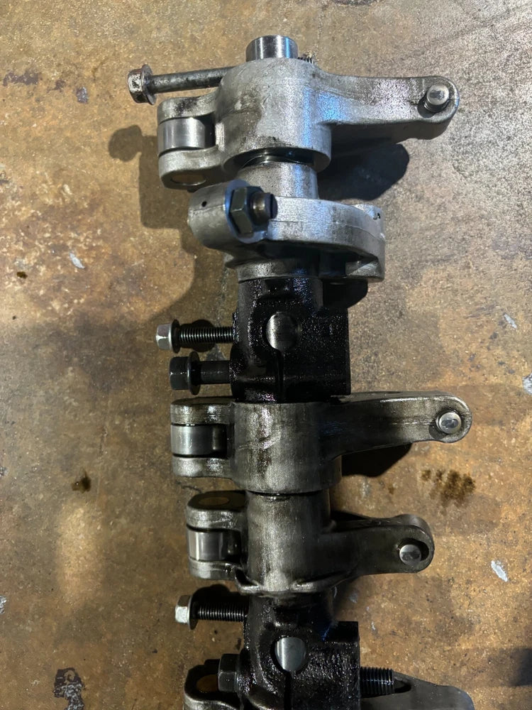 OEM 2006 Isuzu 6HK1 Diesel Engine EGR Model Rocker Arm Assembly