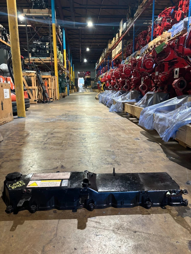 OEM 2006 Isuzu 6HK1 Diesel Engine Valve Cover EPA04