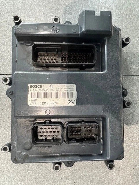 OEM 2006 Mack AC Diesel Engine Control Module ECM ECU 12MS532M 0281020045