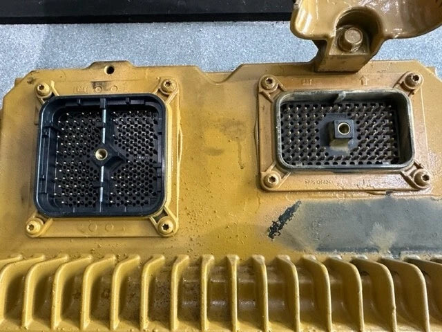 OEM 2008 Caterpillar C15 ACERT Engine Control Module, ECM, ECU, 303-2384-00