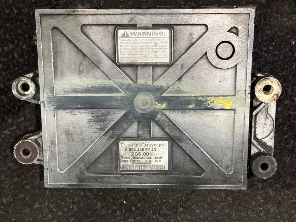 Mercedes Benz OM460LA OEM Diesel Engine Control Module ECM ECU A0044466740